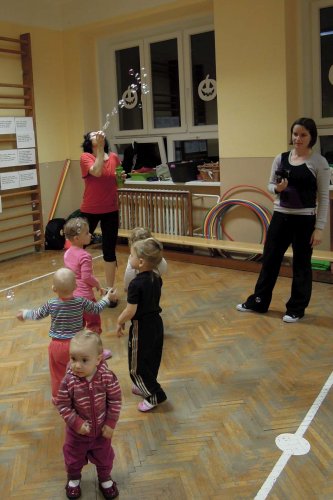 Hravé cvičení pro děti a rodiče - 7.11.2013